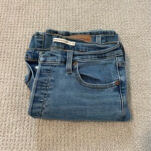 Levi's Ribcage Straight Ankle Women's Jeans